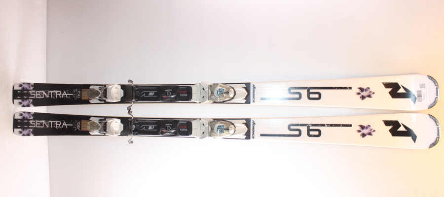 Dámské lyže NORDICA SENTRA S6 156cm 