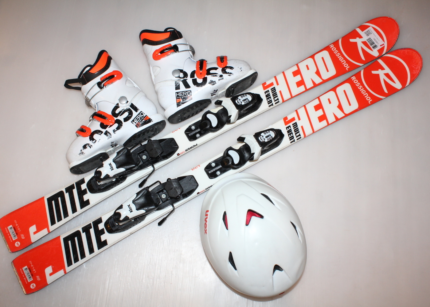 Dětské lyže ROSSIGNOL HERO MTE J 120 cm + lyžáky  36EU + helma
