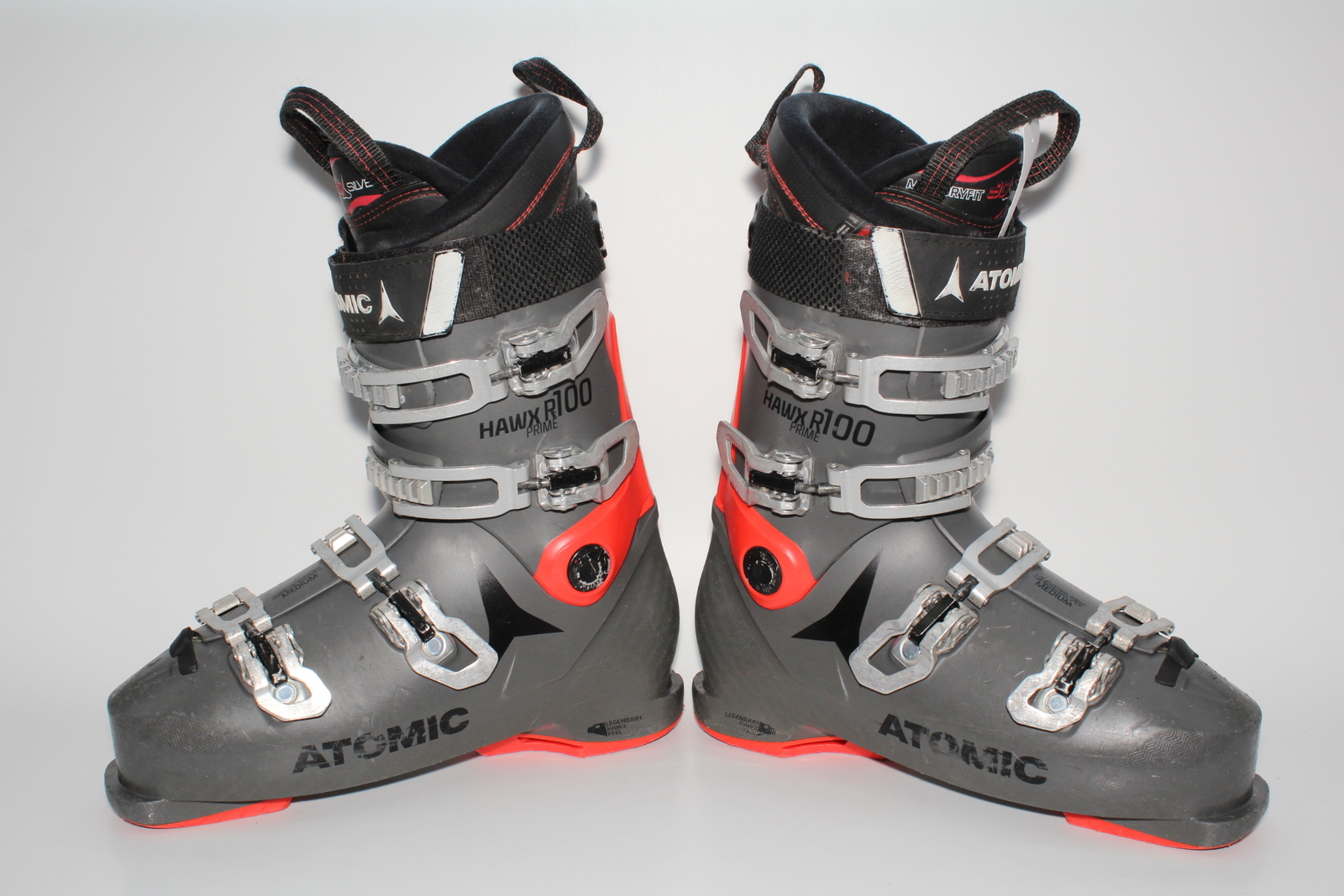 Lyžařské boty Atomic Hawx Prime R 100 vel. EU43.5 flexe 100