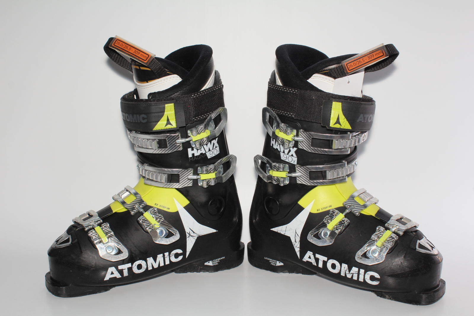 Lyžařské boty Atomic Hawx Magna R90x vel. EU41 flexe 90