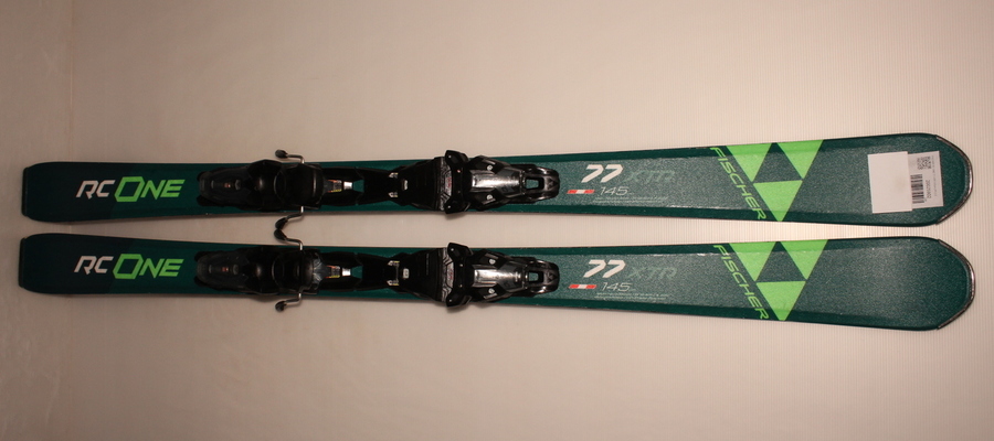 Lyže FISCHER RC ONE 77 XTR 145cm rok 2020