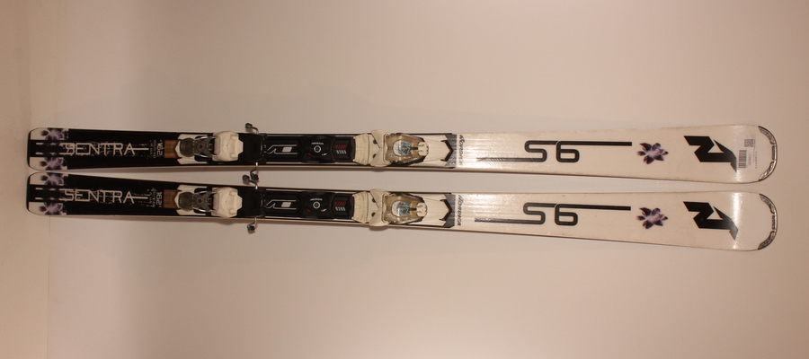 Dámské lyže NORDICA SENTRA S6 162cm 