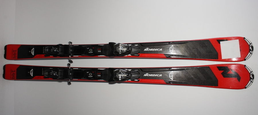 Lyže NORDICA GT R 144cm rok 2020