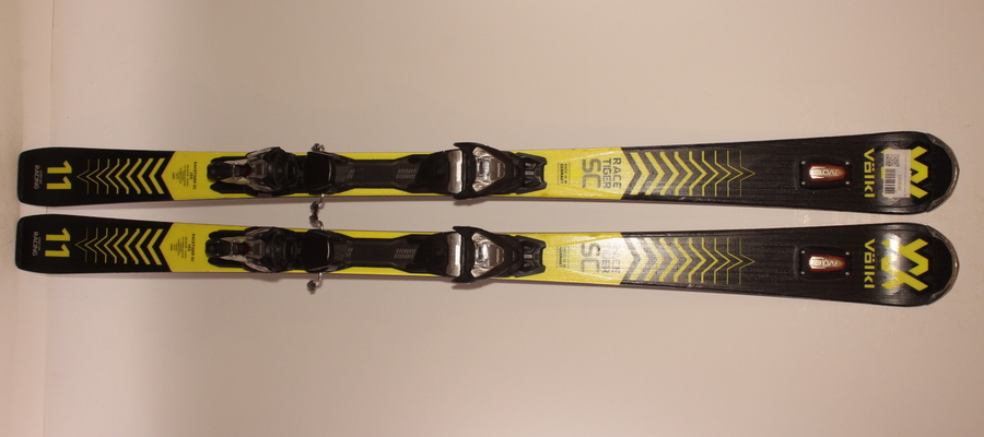 Lyže VOLKL RACETIGER SC black/yellow 150cm rok 2022
