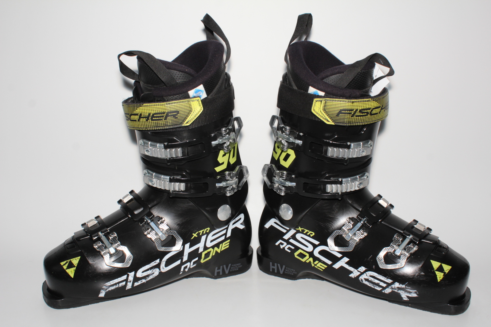 Lyžařské boty Fischer RC One XTR vel. EU43.5 flexe 90