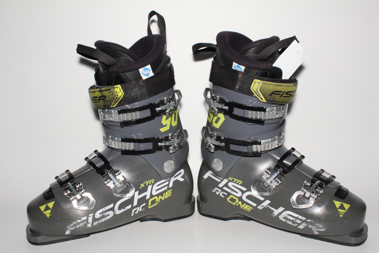 Lyžařské boty Fischer RC One XTR 90 vel. EU43 flexe 90