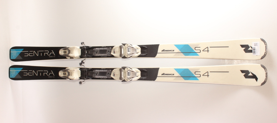Dámské lyže NORDICA SENTRA S4 150cm rok 2021
