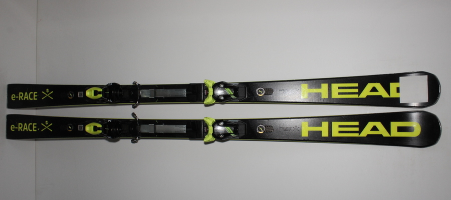 Lyže HEAD Worldcup Rebels e-Race  160cm rok 2023