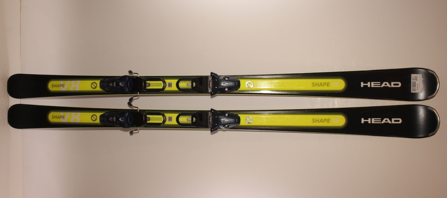 Lyže HEAD V-SHAPE V8 177cm rok 2024