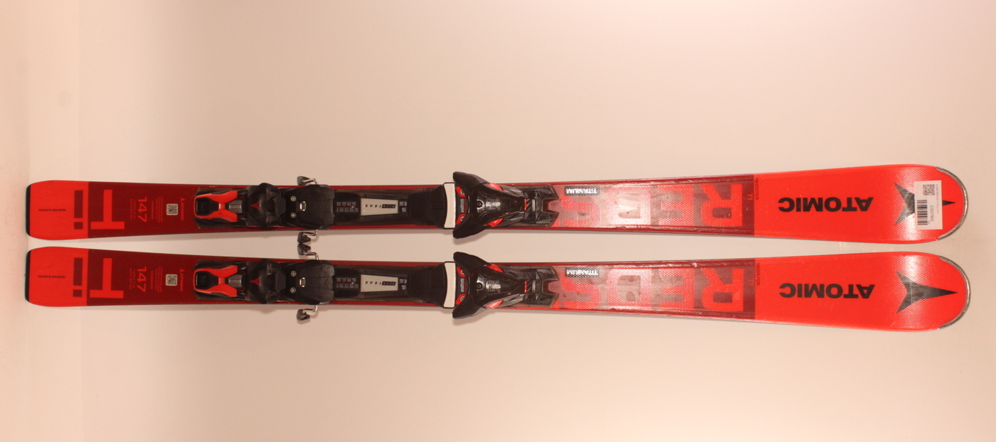 Lyže ATOMIC REDSTER Ti 147cm rok 2022