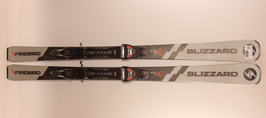 Lyže BLIZZARD Firebird RACE Ti 148cm rok 2023