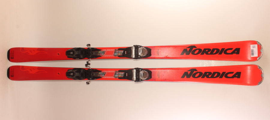 Lyže NORDICA SPITFIRE 75 R 162cm rok 2024